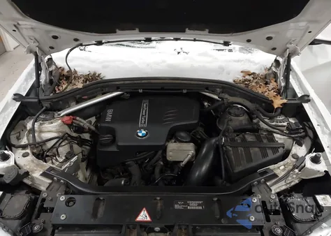 2013 BMW X3 xDrive28I z USA, uszkodzony, nr VIN 5UXWX9C5XD0D06874